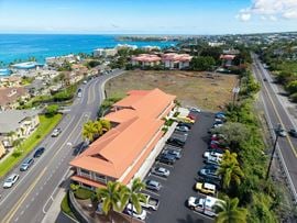 Walua Professional Center