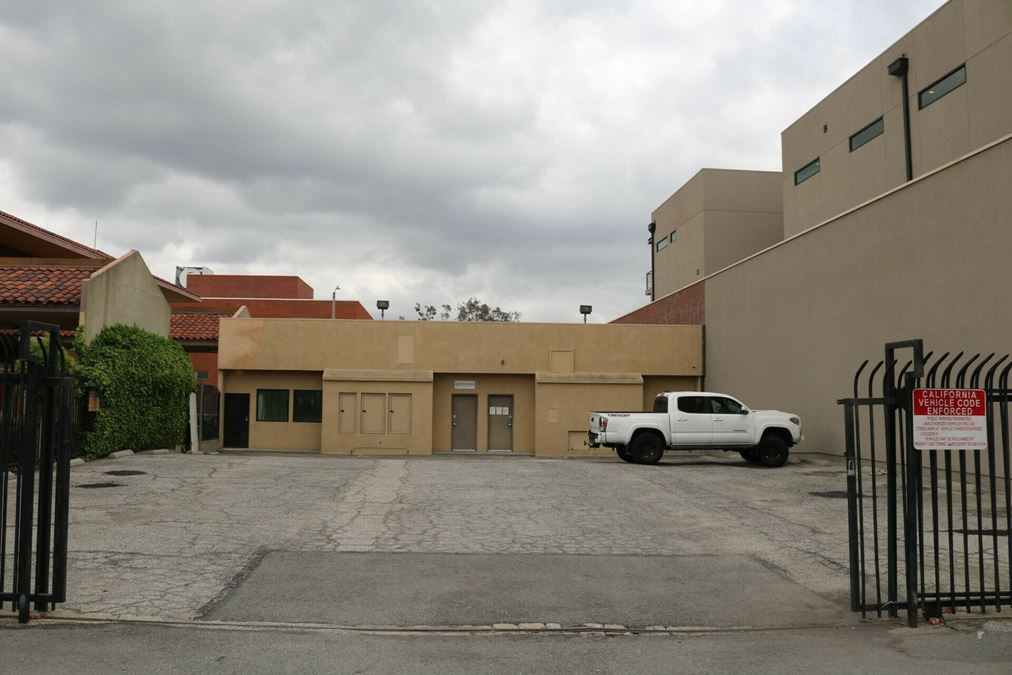 139 - 145 E Badillo Street