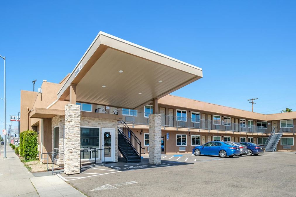 $749K NOI 2024 | Days Inn by Wyndham Yosemite Area