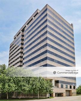 Crown Center - 2600 Grand