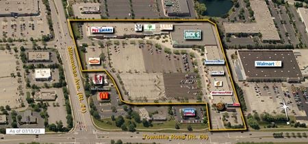 Retail space for Rent at Townline Rd & Milwaukee Ave in Vernon Hills
