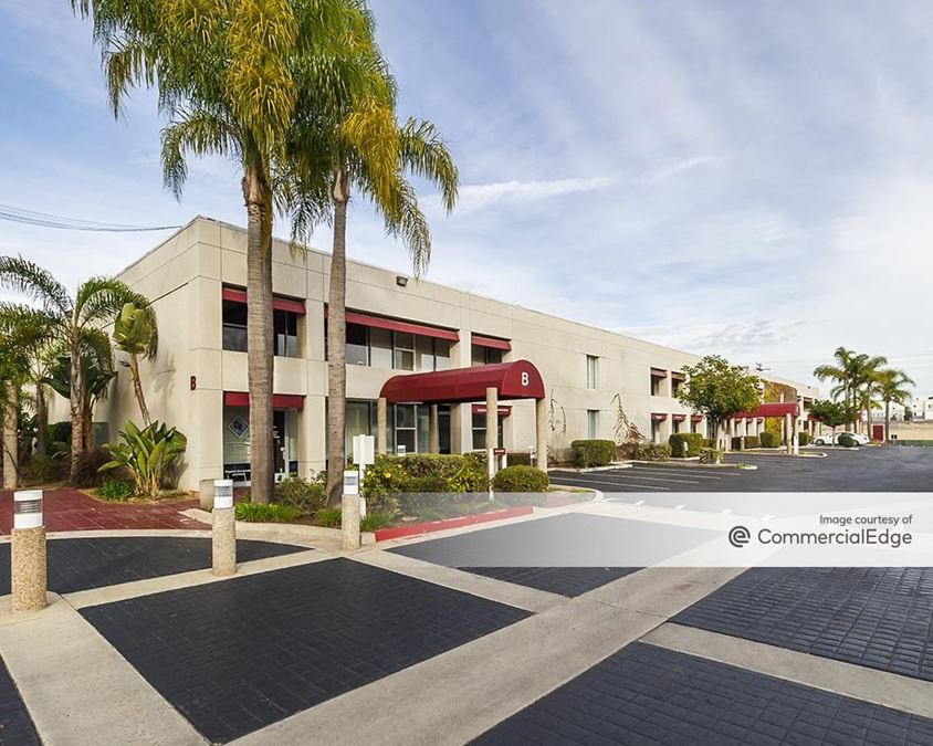 Mesa Business Center 711 West 17th Street, Costa Mesa, CA