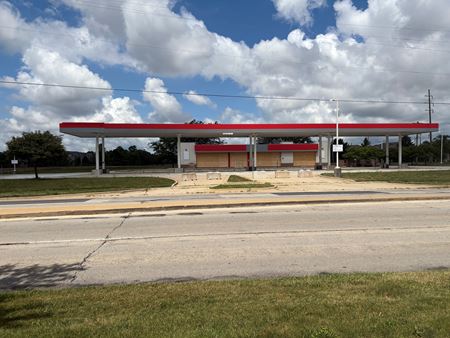 Photo of commercial space at 1501 N Lincoln Ave in Urbana