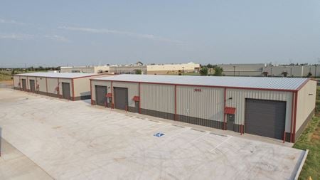 Industrial space for Rent at 1031-1071 E. Thunderbird Lane in Mustang