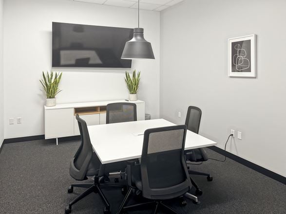 Regus - Irvine - Main St