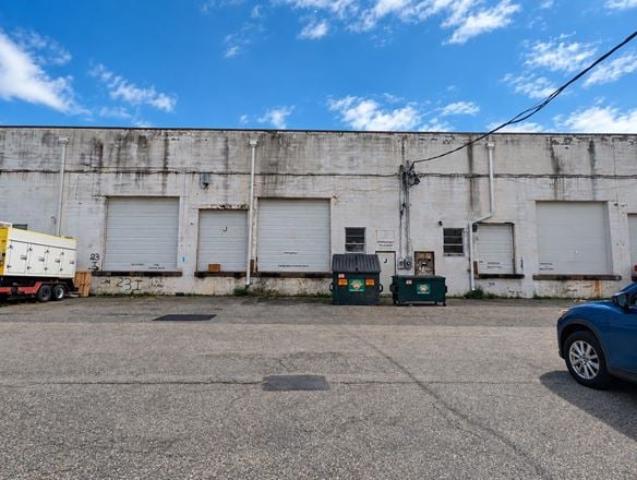 23 Commerce Road