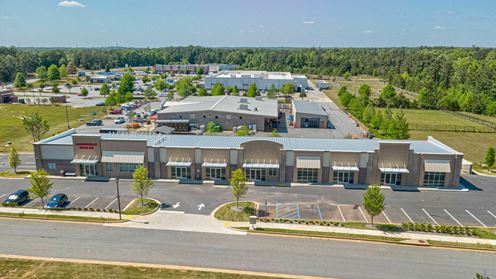 N. Columbus Retail Center