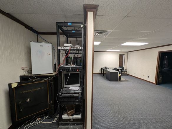 1605 W Candletree Dr Suite 107