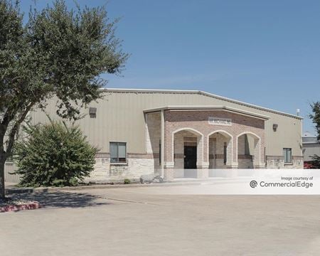Industrial space for Rent at 632 West Front Street in Hutto