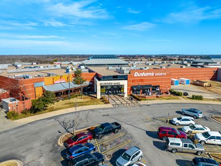 Photo of commercial space at 4901 N Kickapoo Ave in Shawnee