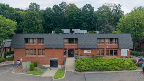 6 Berkshire Blvd # 1