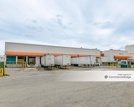 Photo of commercial space at 3725 East 10th Court in Hialeah