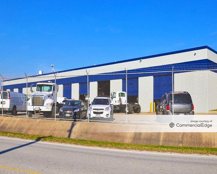 7100 High Life Drive, Houston, TX 77066