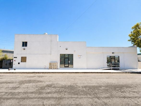 5200 W 83rd Street
