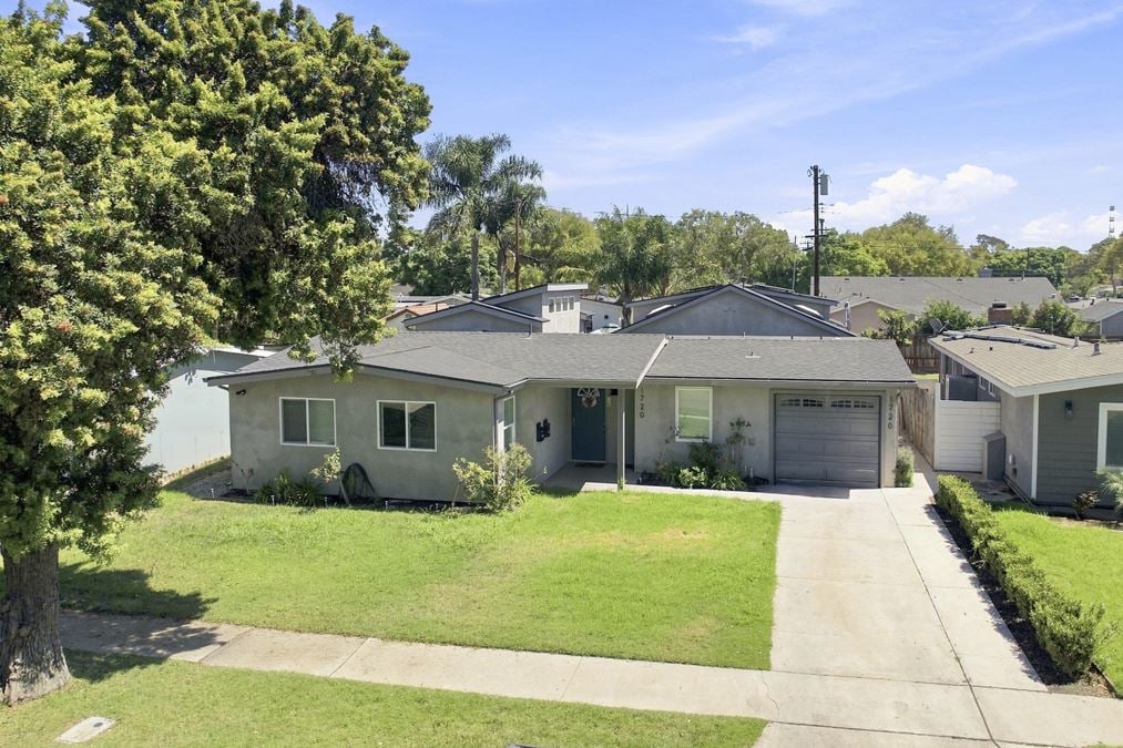 1720 Petaluma Ave