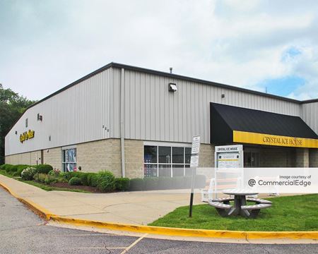 Retail space for Rent at 320 East Prairie Street in Crystal Lake