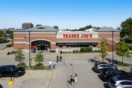 Retail space for Rent at 1446 E Golf Rd in Schaumburg