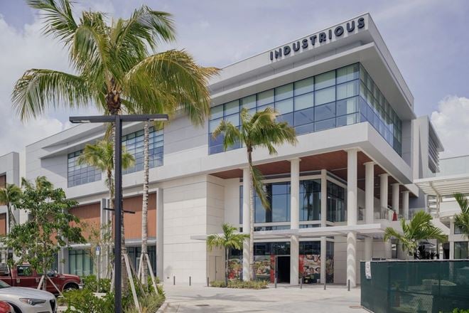 Industrious - Esplanade at Aventura