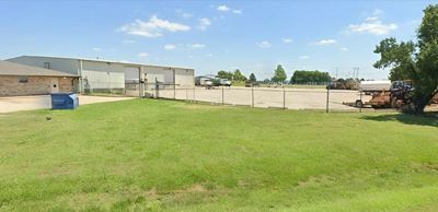 2404 S Broadway Ave - Land