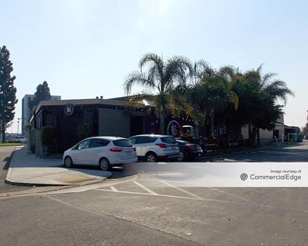 Commercial space for Rent at 4533 MacArthur Blvd in Newport Beach