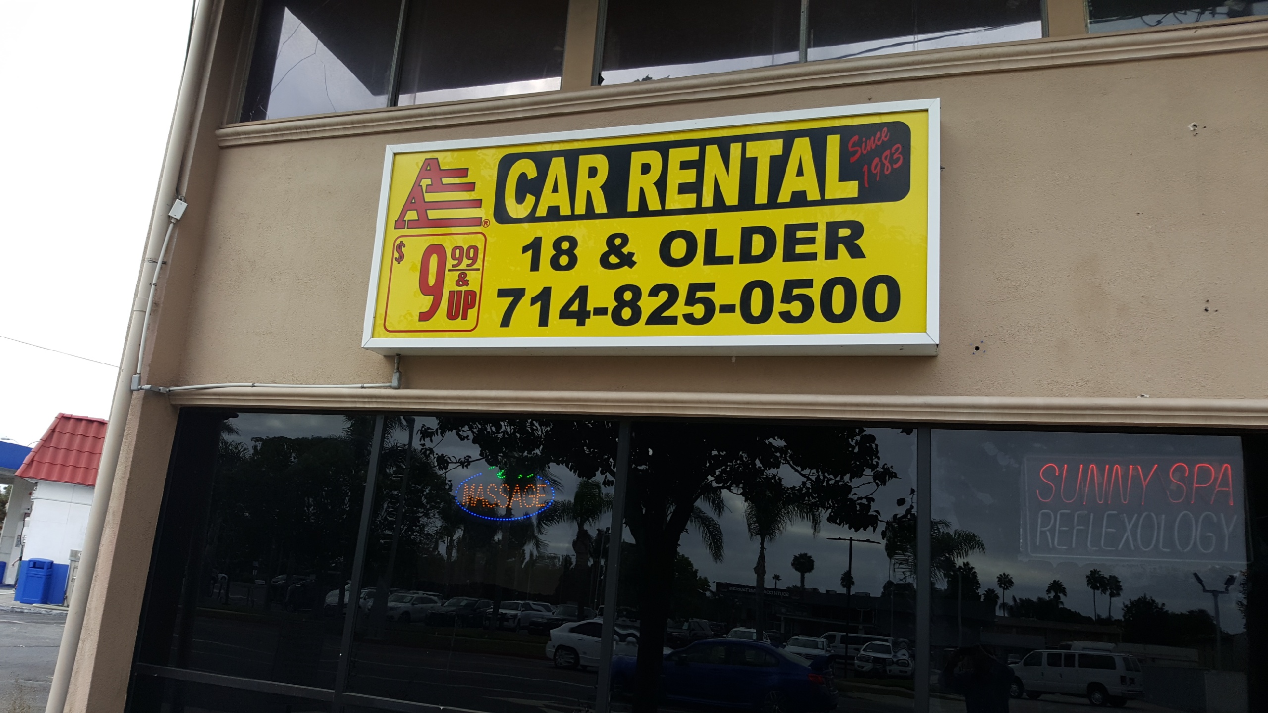 AA Car Rental - Costa Mesa