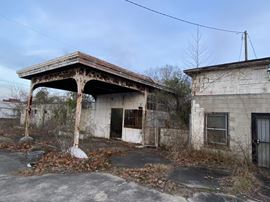 930 Twiggs St.