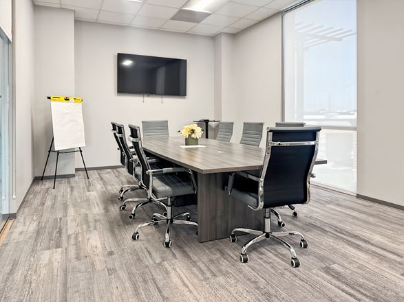 Regus - Sugarland - University Blvd