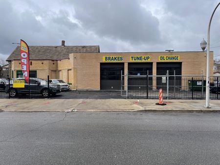 Retail space for Sale at 3800 West Division Street in Chicago