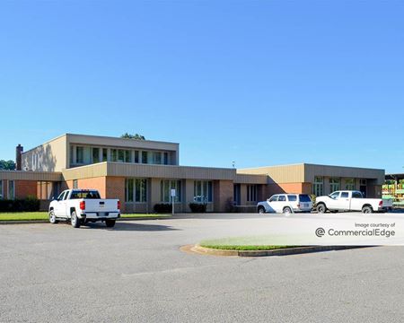 Photo of commercial space at 4000 Vawter Avenue in Richmond