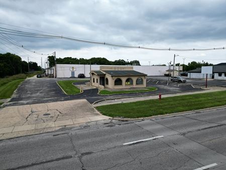 Photo of commercial space at 2801 N Main St in Decatur