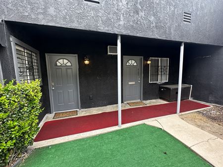 Commercial space for Sale at 7131 Owensmouth Avenue in Los Angeles