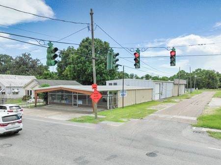 Industrial space for Sale at 729 W Saint Peter St in New Iberia