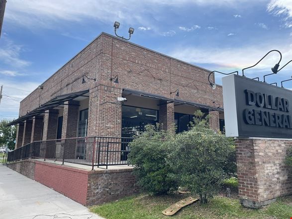 Former Dollar Store For Sublease