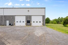 2926 Lakeville Rd