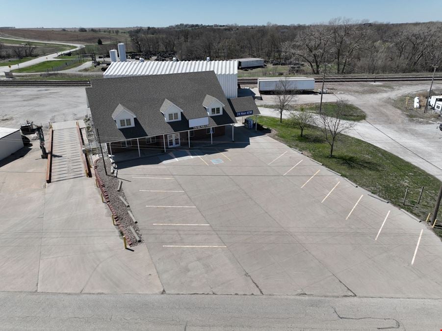 FORMER BANK - FIRTH, NE