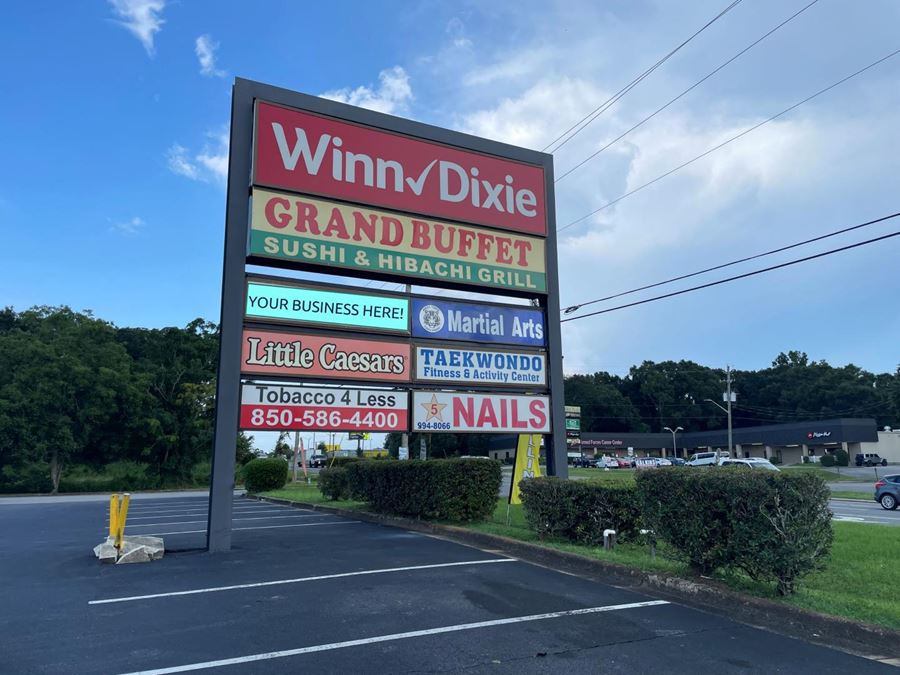 Riley Place | Winn Dixie Shopping Center