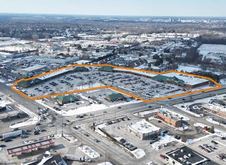 Photo of commercial space at 26567 North Dixie Highway in Perrysburg