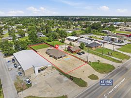 Turn-key, Standalone Retail / Office Building with Ample Parking