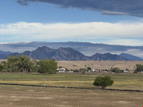 ±42.765-Acre Land Tract