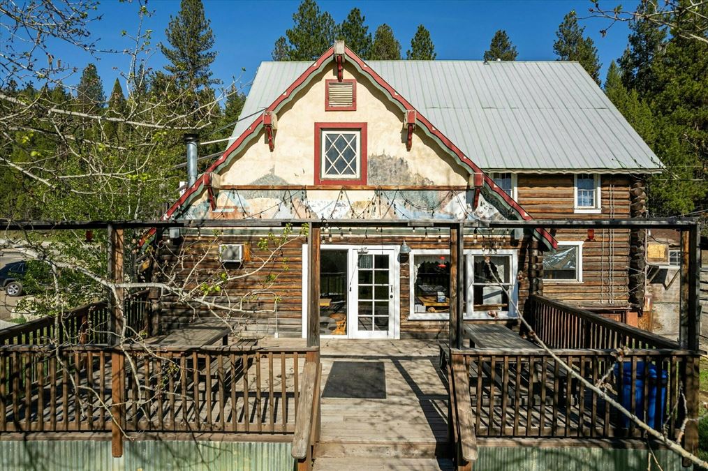 Cougar Mountain Lodge