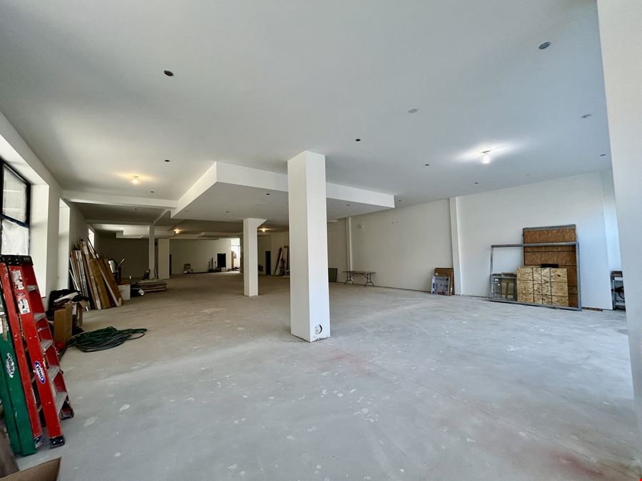 1606 S Ashland - +/-4,690 SF of Street-Level Commercial Space for Lease