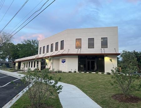 Photo of commercial space at 169 Oxmoor Road in Birmingham