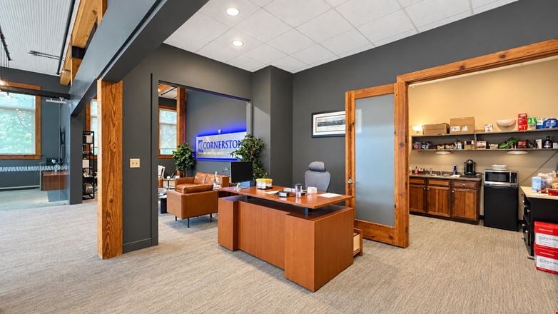 Historic Ground Floor Office For Lease