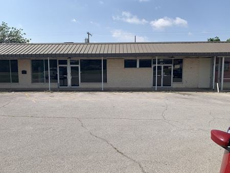 Photo of commercial space at 404-408 SW Lee Blvd in Lawton