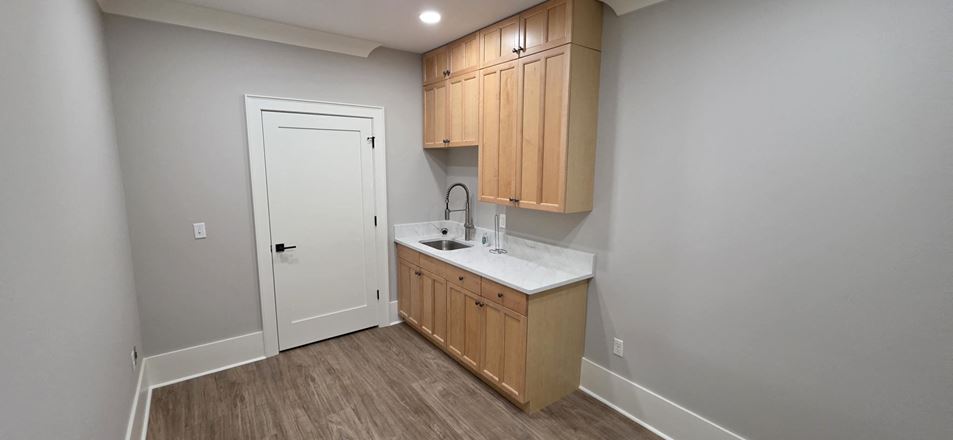 4080 McGinnis Ferry Road - Building 900