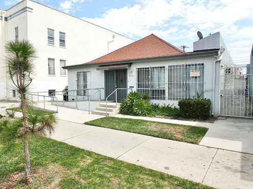 836 Atlantic Ave