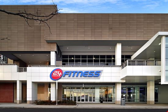 750 West Sunrise Hwy