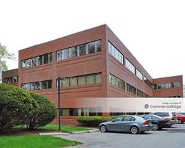 Lexington Crossing - 131 Hartwell Avenue
