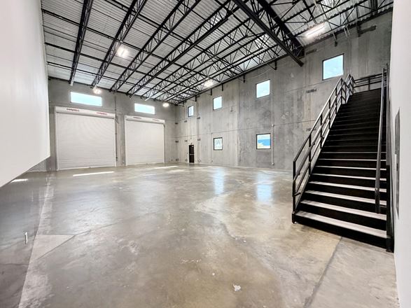 S Pipkin Multi-Tenant Flex Building