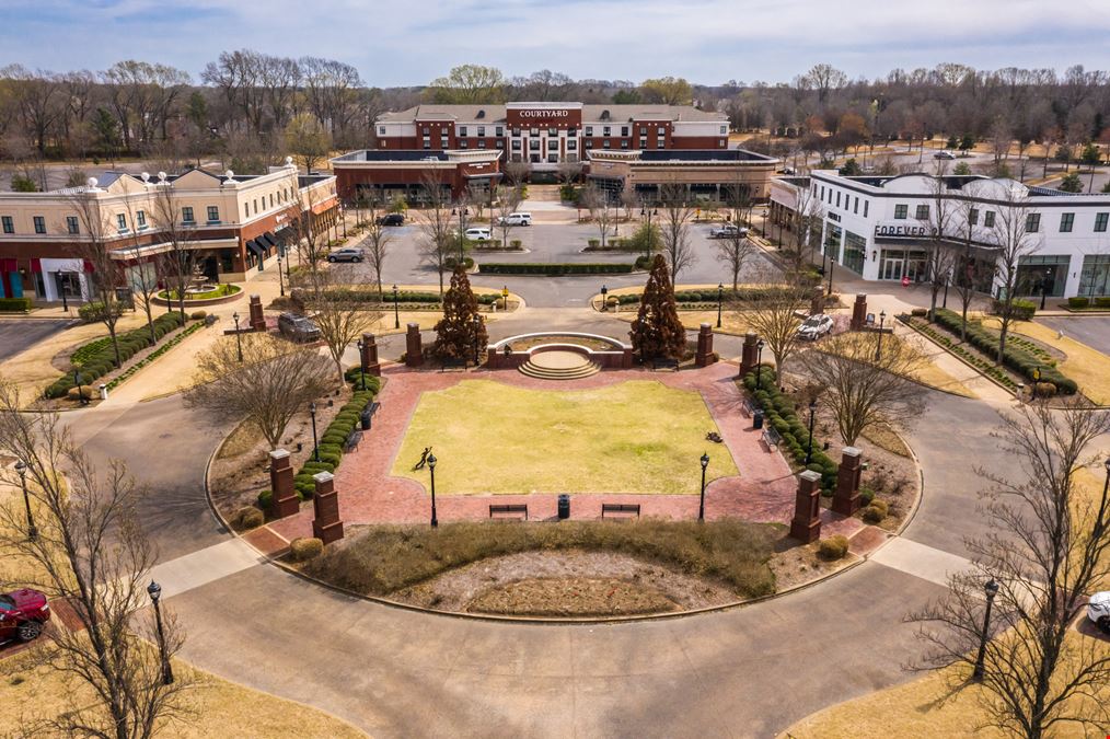 Carriage Crossing 4674 Merchants Park Circle, Collierville, TN 38017